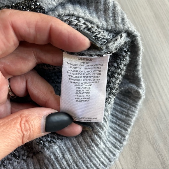 EUC ! Molly Bracken Polka Dot Pattern Sweater Gray Size Small - Picture 4 of 7